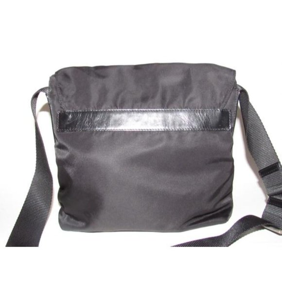 Re-released Prada Black Leather And Black Nylon Cross Body Bag! FINAL MARKDOWN! - Picture 10 of 12